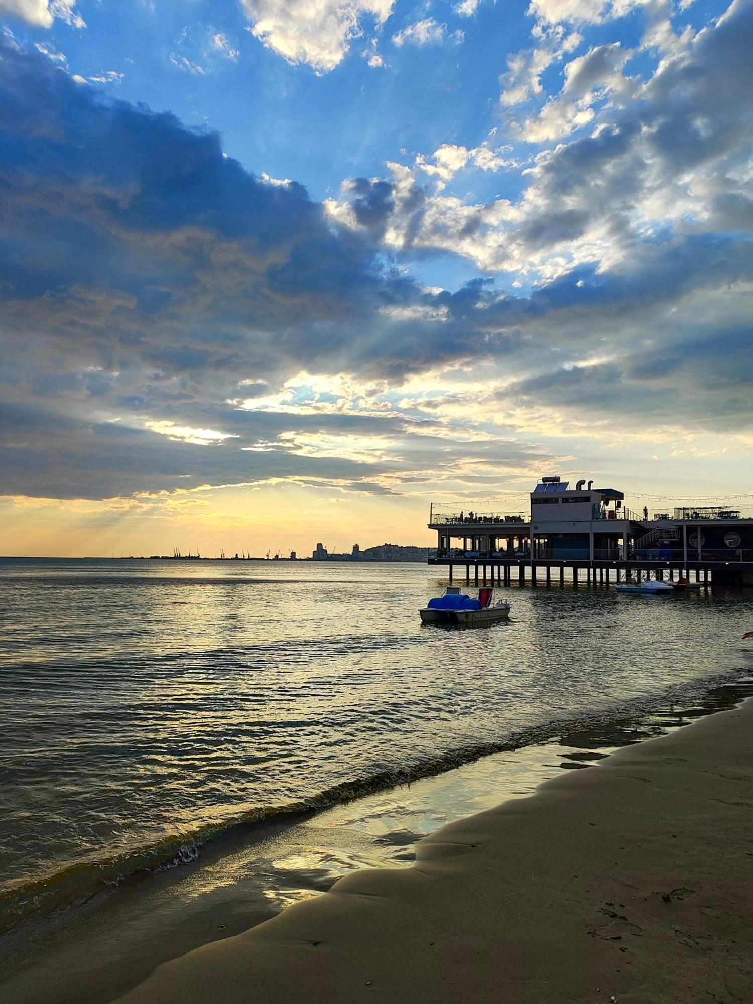 Sandy Blue Sea Durrës 외부 사진
